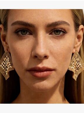 Maison Lumiere Gold Lattice Earrings